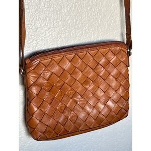 Vilenca Holland Brown Leather Woven Crossbody Bag